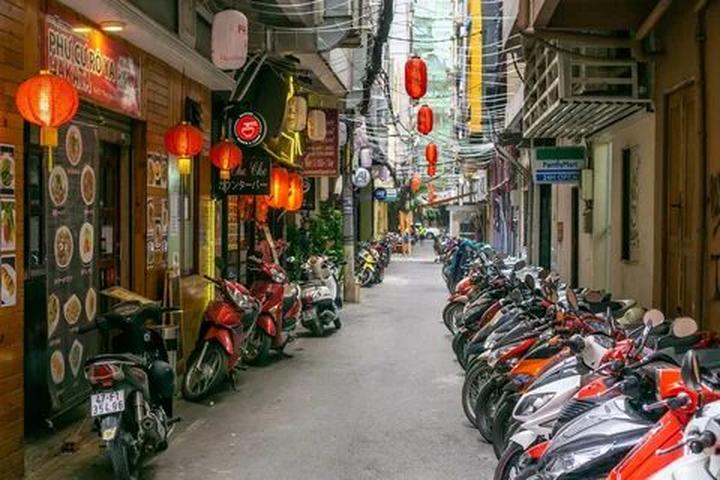 Hotspot Matrix và Ai bảo mặc váy đen mùa hè là nóng nực? Những bí quyết sau sẽ khiến bạn